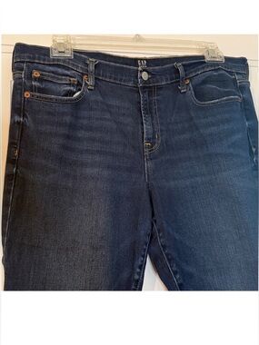 GAP Dark Wash Skinny Jeans Women’s Size 16 / 33 Stretch Denim Ankle Length